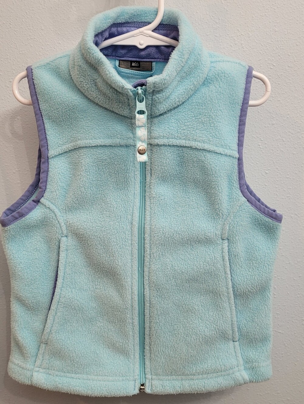 REI Fleece Vest Girls Size S (6/7l Aqua Lavender